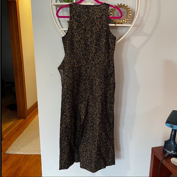 Banana Republic Women's 2 Leopard Animal Sleeveless Pants Romper Tie Belt - Picture 2 of 10